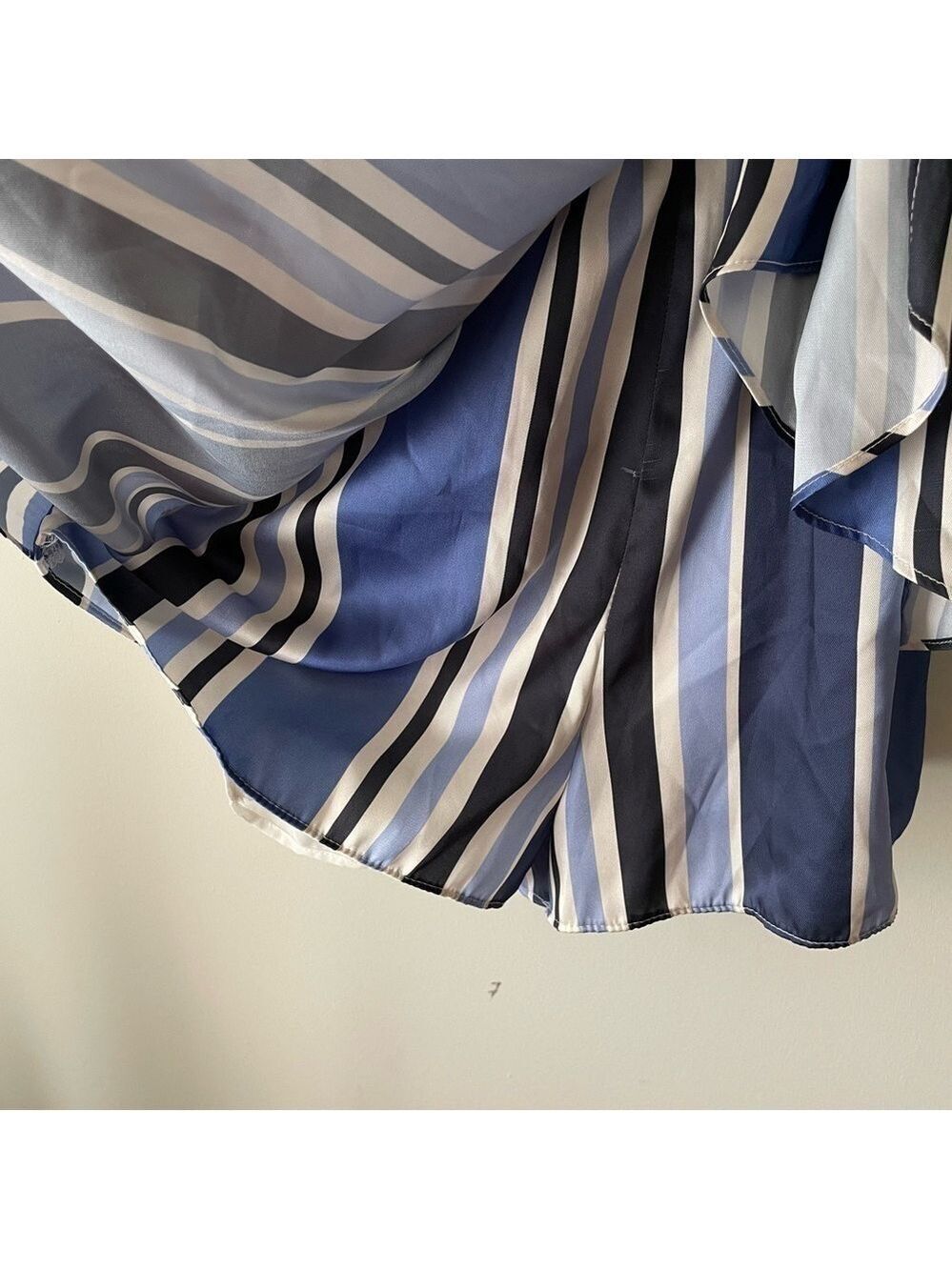 Zara Satin Striped Skort Romper Blue White Wrap V Neck NWT Size Small - Picture 11 of 16